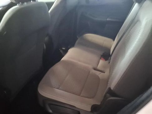 Used 2022 Ford Escape SE FWD image 14