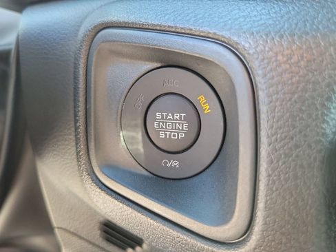 Used 2025 Jeep Wrangler Unlimited Sport AWD/4WD image 21