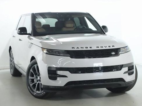 Certified 2024 Land Rover Range Rover Sport SE AWD/4WD image 2
