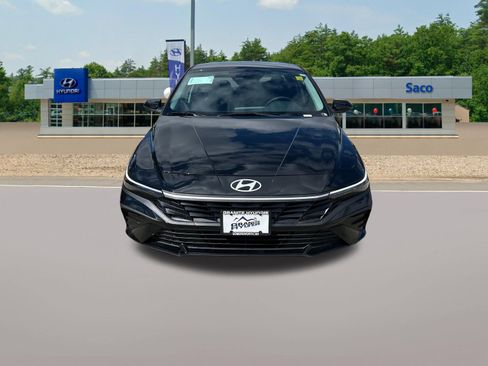 New 2026 Hyundai Elantra Hybrid FWD image 3