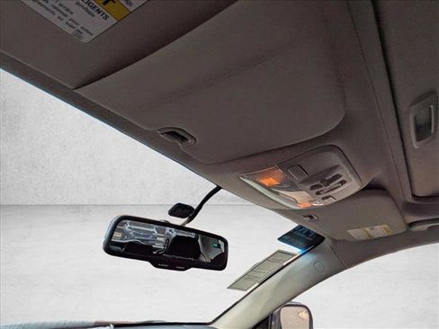 Used 2010 Subaru Impreza 2.5i Premium w/ Sport Trim 1C image 22