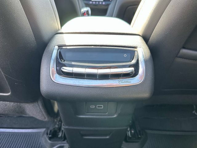 Certified 2024 Cadillac XT6 Luxury w/ LPO, Floor Liner Package AWD/4WD image 15