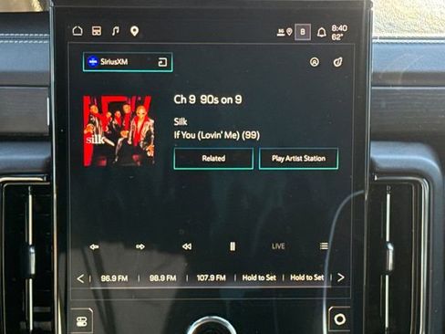 Used 2025 GMC Yukon AT4 Ultimate image 13