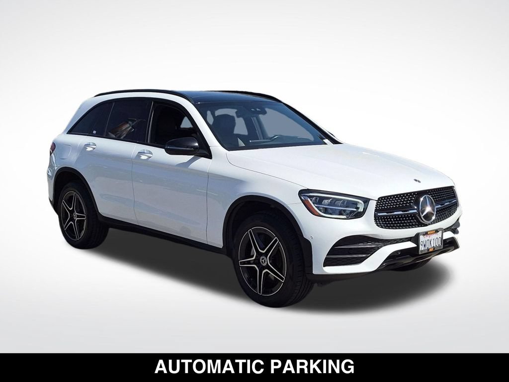 Used 2022 Mercedes-Benz GLC 300 4MATIC image 2