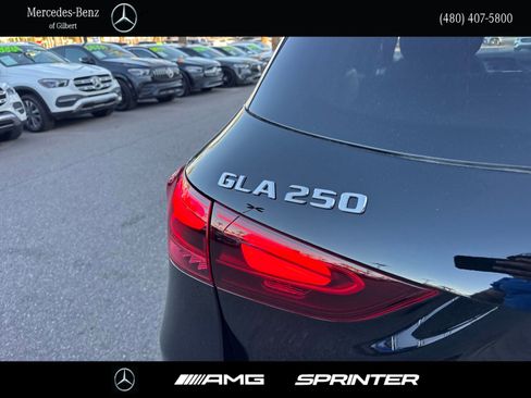 Certified 2025 Mercedes-Benz GLA 250 image 5