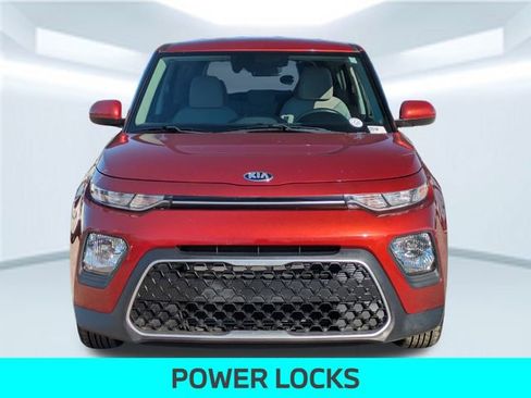 Used 2021 Kia Soul S image 11