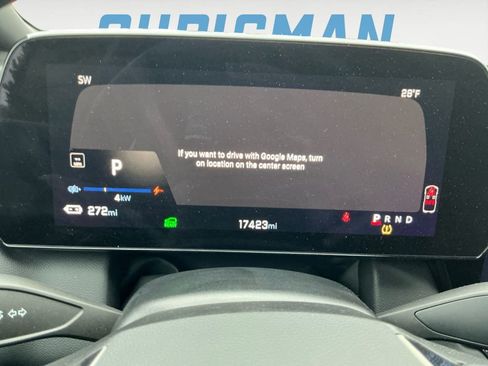 Used 2025 Chevrolet Equinox EV RS image 22