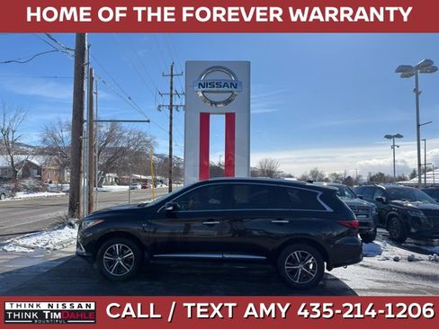 Used 2016 INFINITI QX60 AWD w/ Premium Plus Package image 1