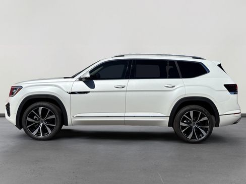 New 2026 Volkswagen Atlas SEL Premium R-Line AWD/4WD image 3