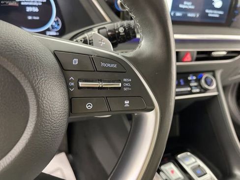 Used 2022 Hyundai Sonata Limited image 25