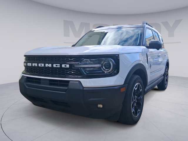 Used 2025 Ford Bronco Sport Outer Banks w/ Outer Banks Tech Package+ AWD/4WD image 1