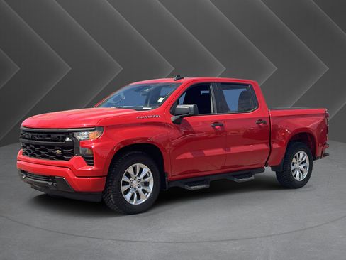 Used 2023 Chevrolet Silverado 1500 Custom RWD image 32
