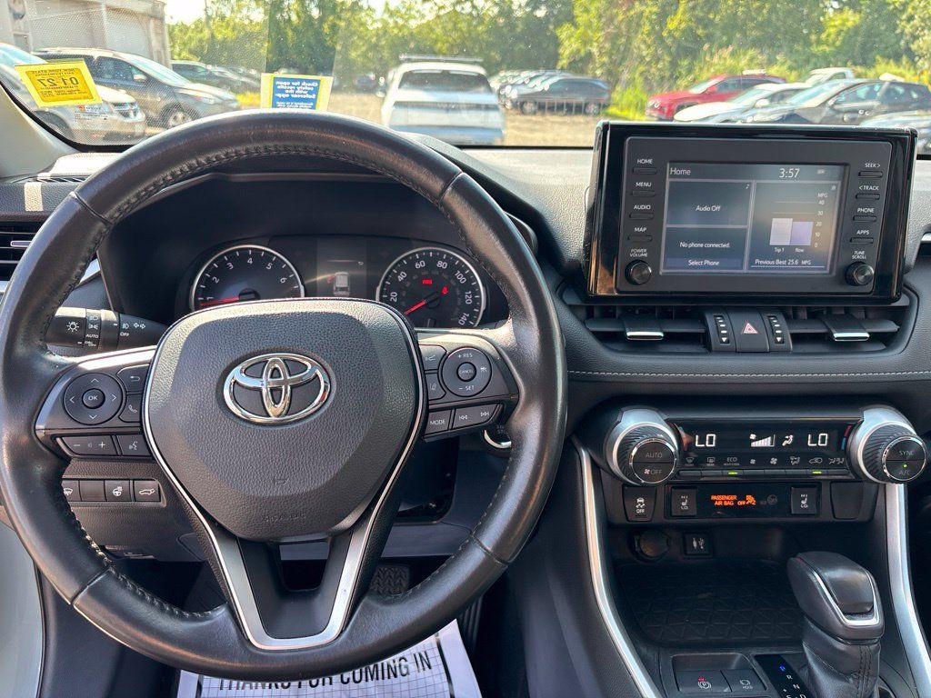 Used 2019 Toyota RAV4 XLE Premium AWD/4WD image 14
