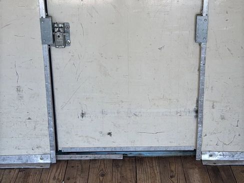 Used 2011 Ford E-450 and Econoline 450 Super Duty RWD image 20