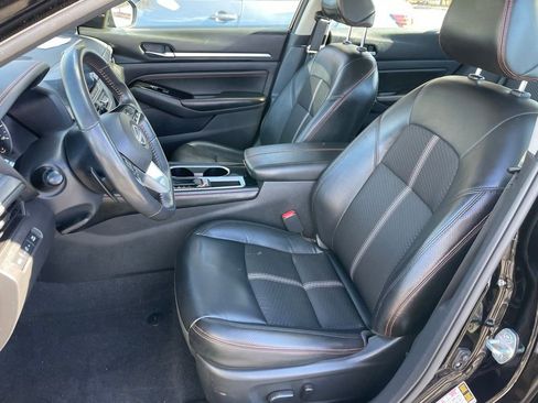 Certified 2023 Nissan Altima 2.5 SR FWD image 7