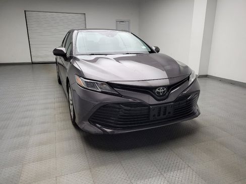 Used 2019 Toyota Camry LE FWD image 14