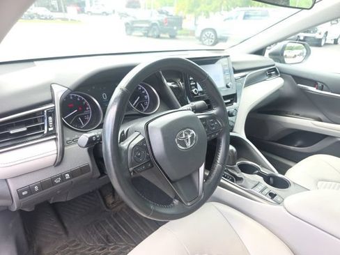 Used 2024 Toyota Camry SE AWD/4WD image 6