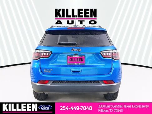 Used 2025 Jeep Compass Latitude w/ Altitude Special Edition AWD/4WD image 7
