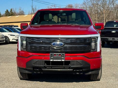 Used 2022 Ford F150 Lightning Platinum image 8