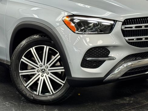 Certified 2025 Mercedes-Benz GLE 350 4MATIC image 4