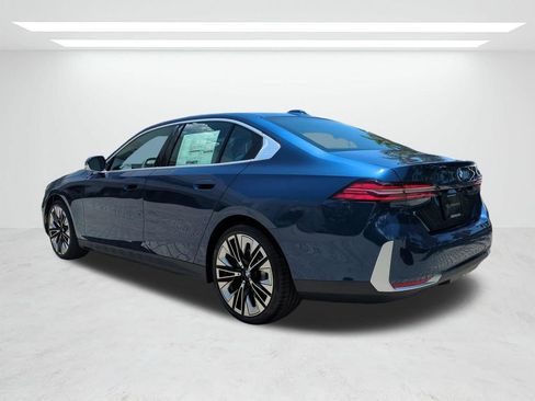 New 2027 BMW 530i RWD image 6