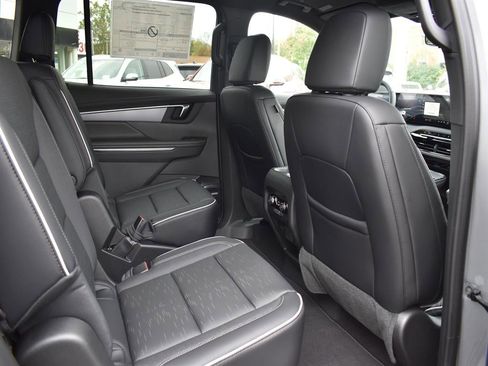 New 2026 Buick Enclave Sport Touring w/ Power Package image 6