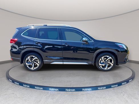 Used 2023 Subaru Forester Touring AWD/4WD image 5