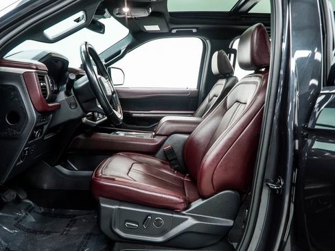 Used 2024 Ford Expedition Max Limited image 39