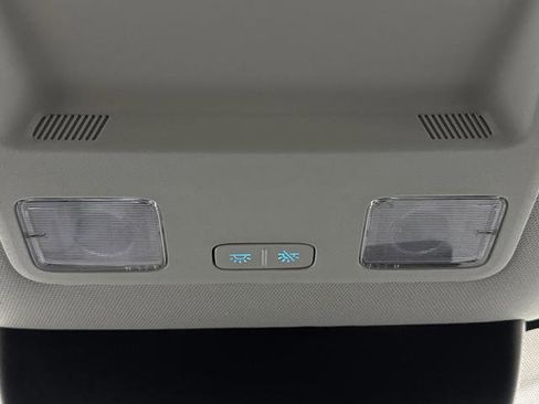 Used 2023 Ford Maverick XL image 22