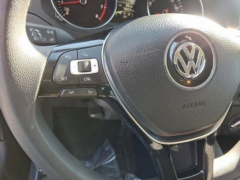 Used 2017 Volkswagen Jetta S w/ Jetta S Cold Weather Package image 20