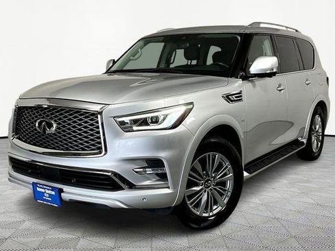 Used 2019 INFINITI QX80 Luxe image 2