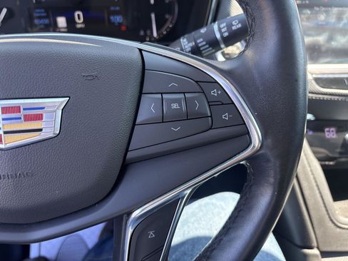 Used 2019 Cadillac XT5 Luxury AWD/4WD image 18