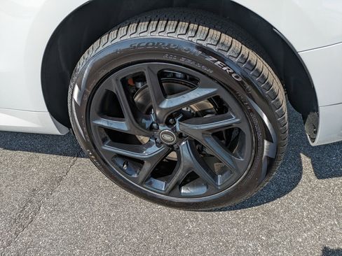 New 2025 Land Rover Range Rover Sport Dynamic SE image 30