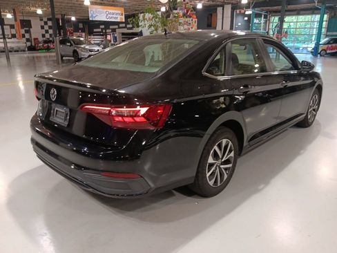 Used 2024 Volkswagen Jetta S FWD image 11