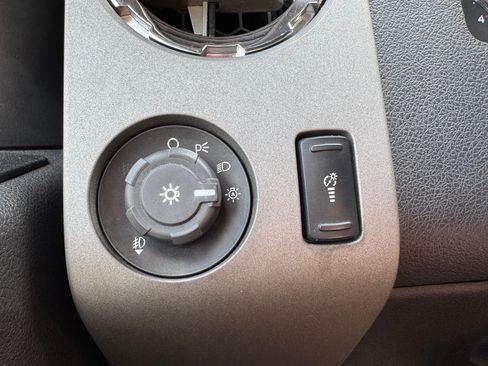 Used 2012 Ford F350 Lariat w/ Lariat Ultimate Pkg AWD/4WD image 22