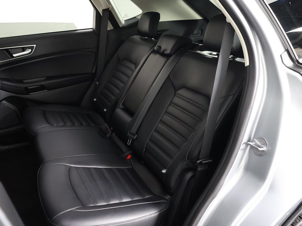 Used 2024 Ford Edge SEL w/ Convenience Package AWD/4WD image 31
