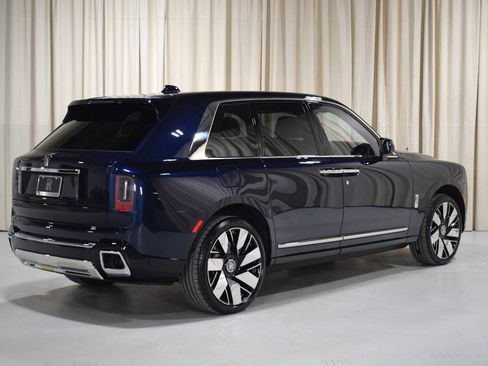 New 2026 Rolls-Royce Cullinan image 2
