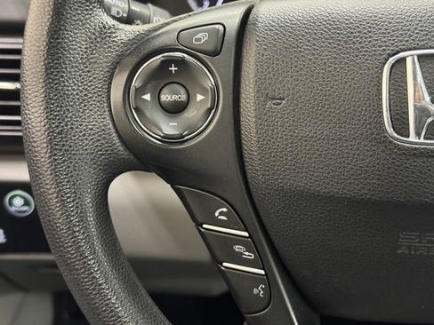 Used 2014 Honda Accord EX image 19