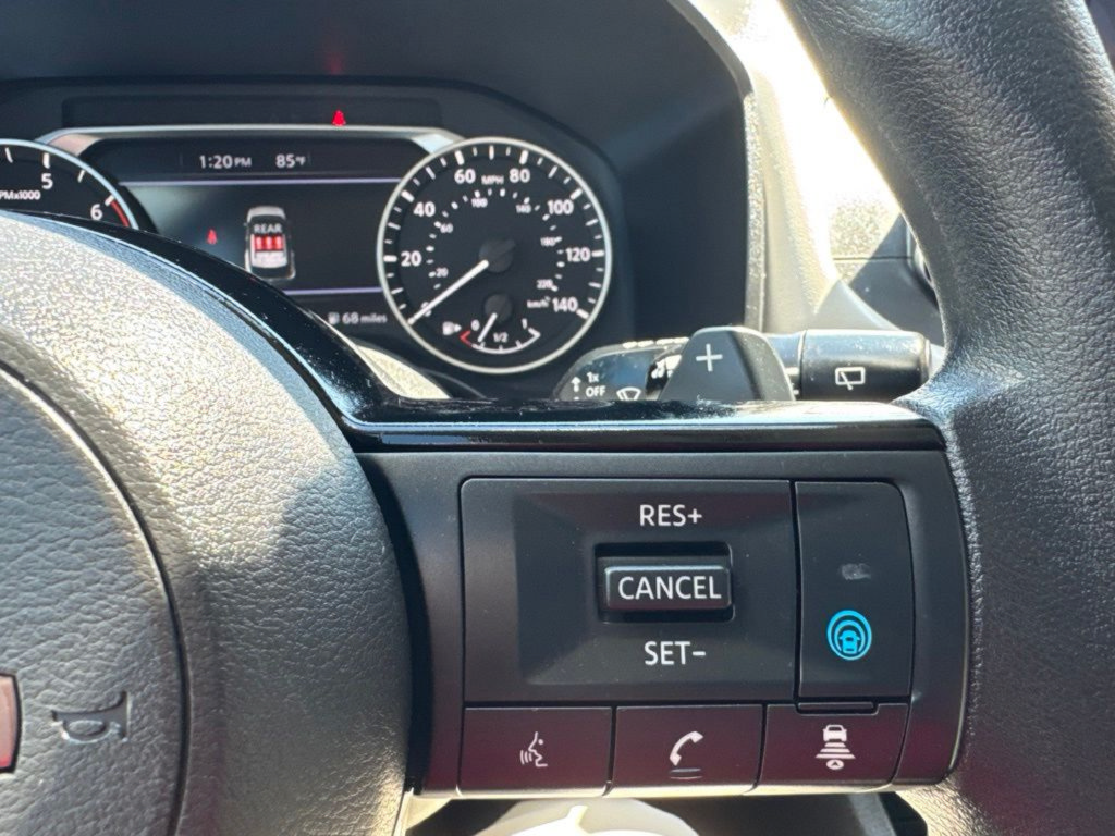 Used 2023 Nissan Rogue SV FWD image 18