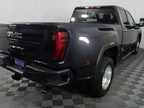 New 2026 GMC Sierra 3500 Denali w/ Denali Reserve Package image 30