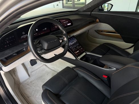 Used 2022 Lucid Air Grand Touring AWD/4WD image 34