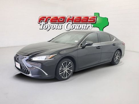 Used 2025 Lexus ES 350 w/ Premium Package FWD image 1