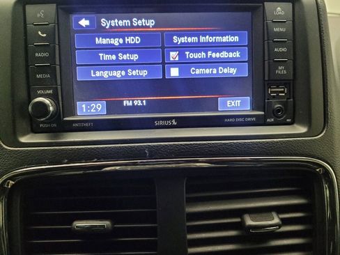 Used 2019 Dodge Grand Caravan SXT image 25