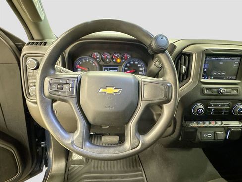 Used 2022 Chevrolet Silverado 1500 Custom image 11
