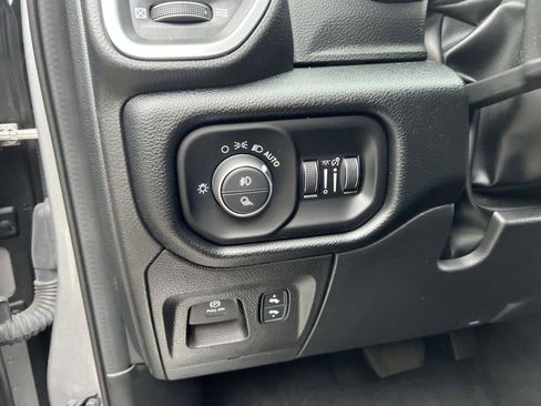 Certified 2022 RAM 1500 Laramie image 19