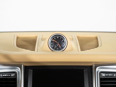 Used 2016 Porsche Macan S image 34