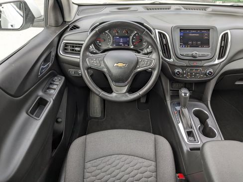 Used 2021 Chevrolet Equinox LT FWD image 17