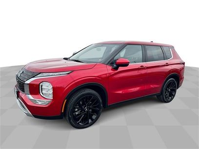 Used 2023 Mitsubishi Outlander SE