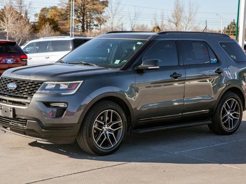 Used 2019 Ford Explorer Sport w/ Equipment Group 401A AWD/4WD image 9