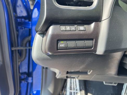 Used 2024 Lexus UX 250h F Sport image 21